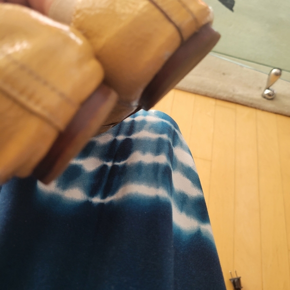 Shoes - Picture 4 of 4